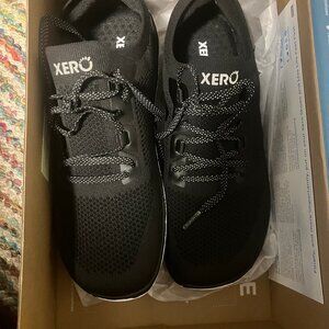 BRAND NEW! Xero sneakers size 7